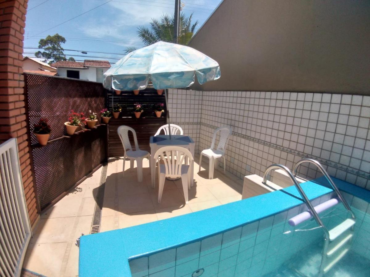 Sobrado Com Piscina Em Condomino Fechado A 150 M Da Praia Карагуататуба Екстериор снимка